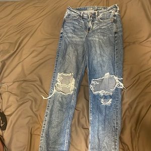 American eagle ripped jeans